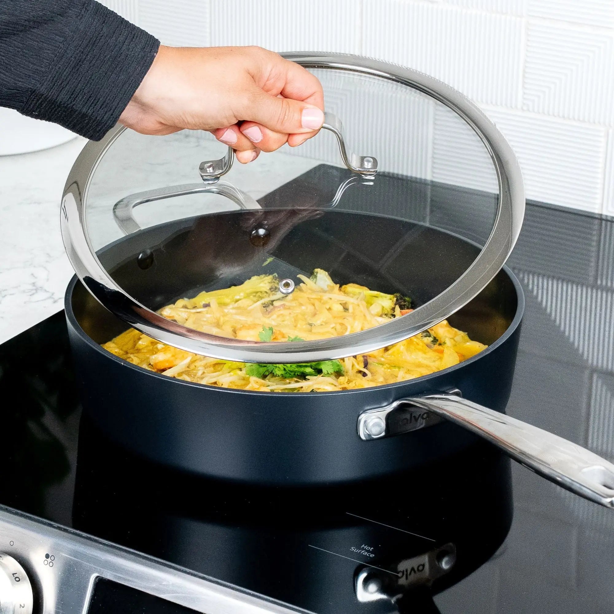 Sauté Pan with Lid — 4-QT.