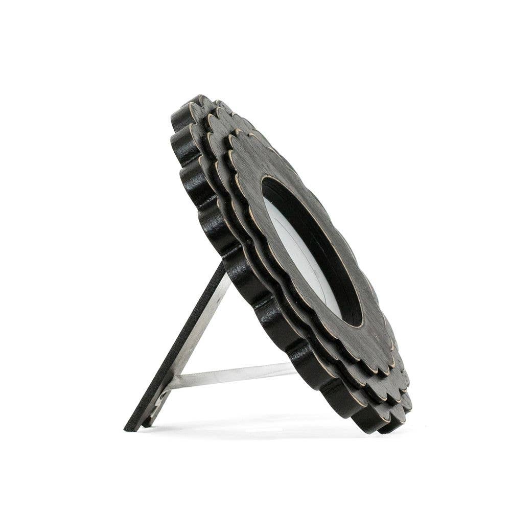 4X4 Scalloped Black Wood Frame