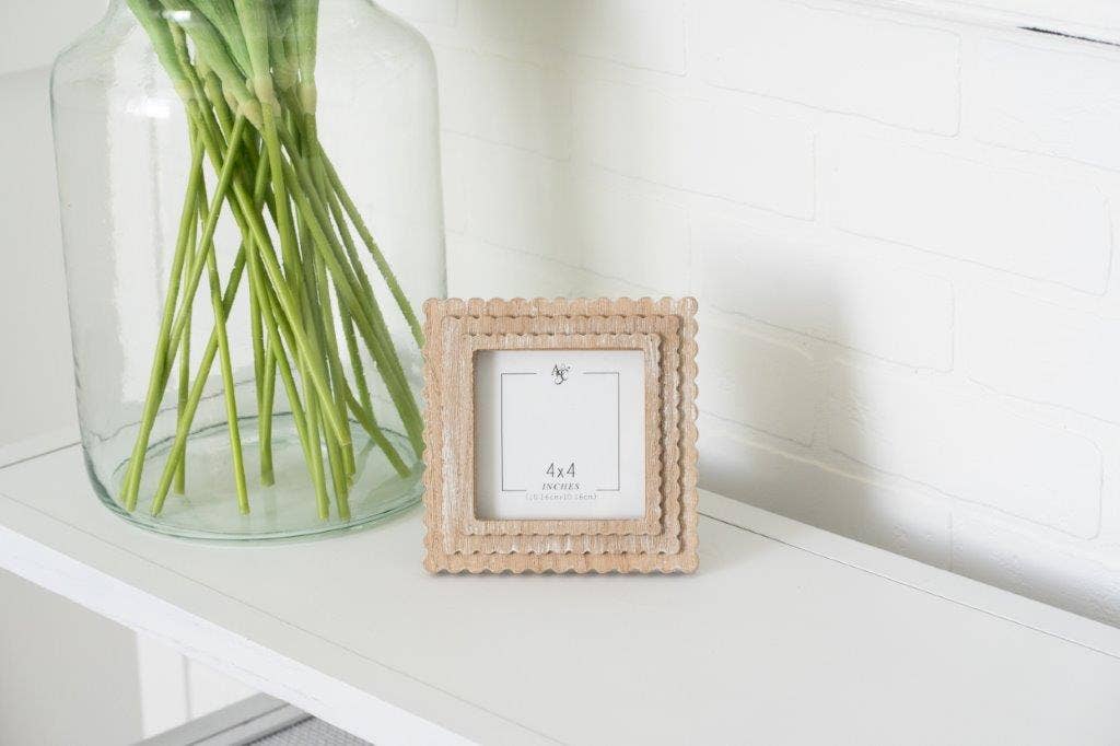 4x4 Scalloped Brown Wood Frame