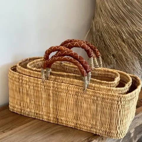 REED BASKET WITH LEATHER Handles