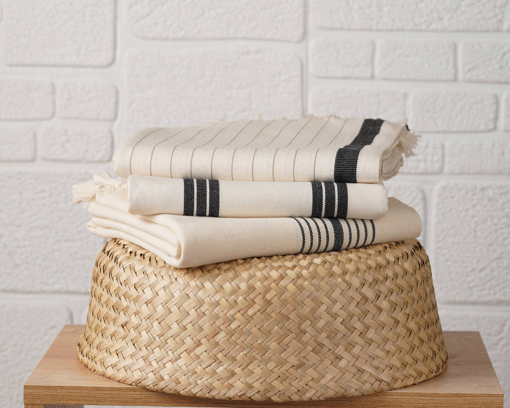 Stylish Hand-Loomed Turkish Tassel Bath and Beach Towel