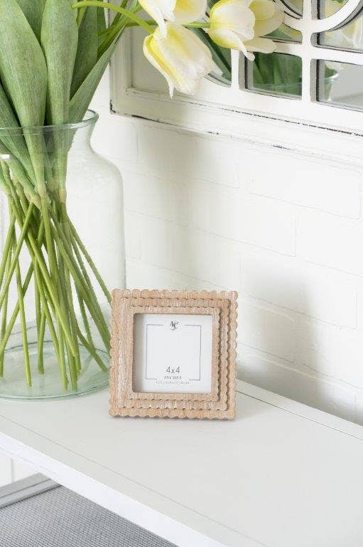 4x4 Scalloped Brown Wood Frame
