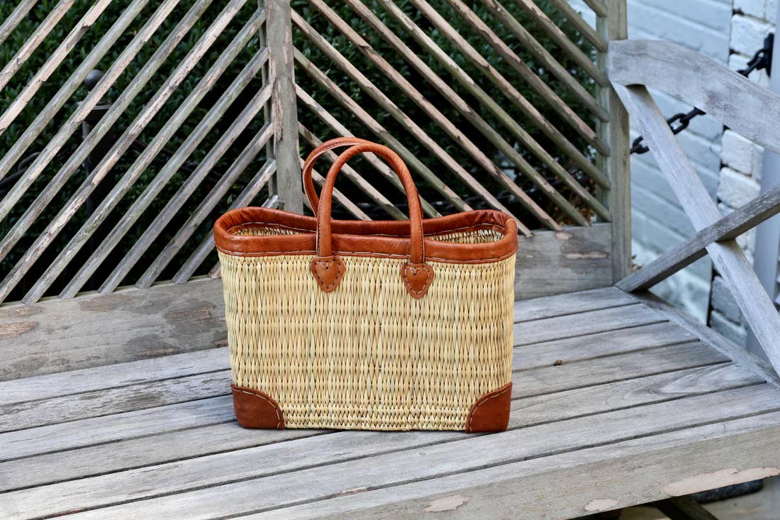 REED BASKET WITH LEATHER Handles