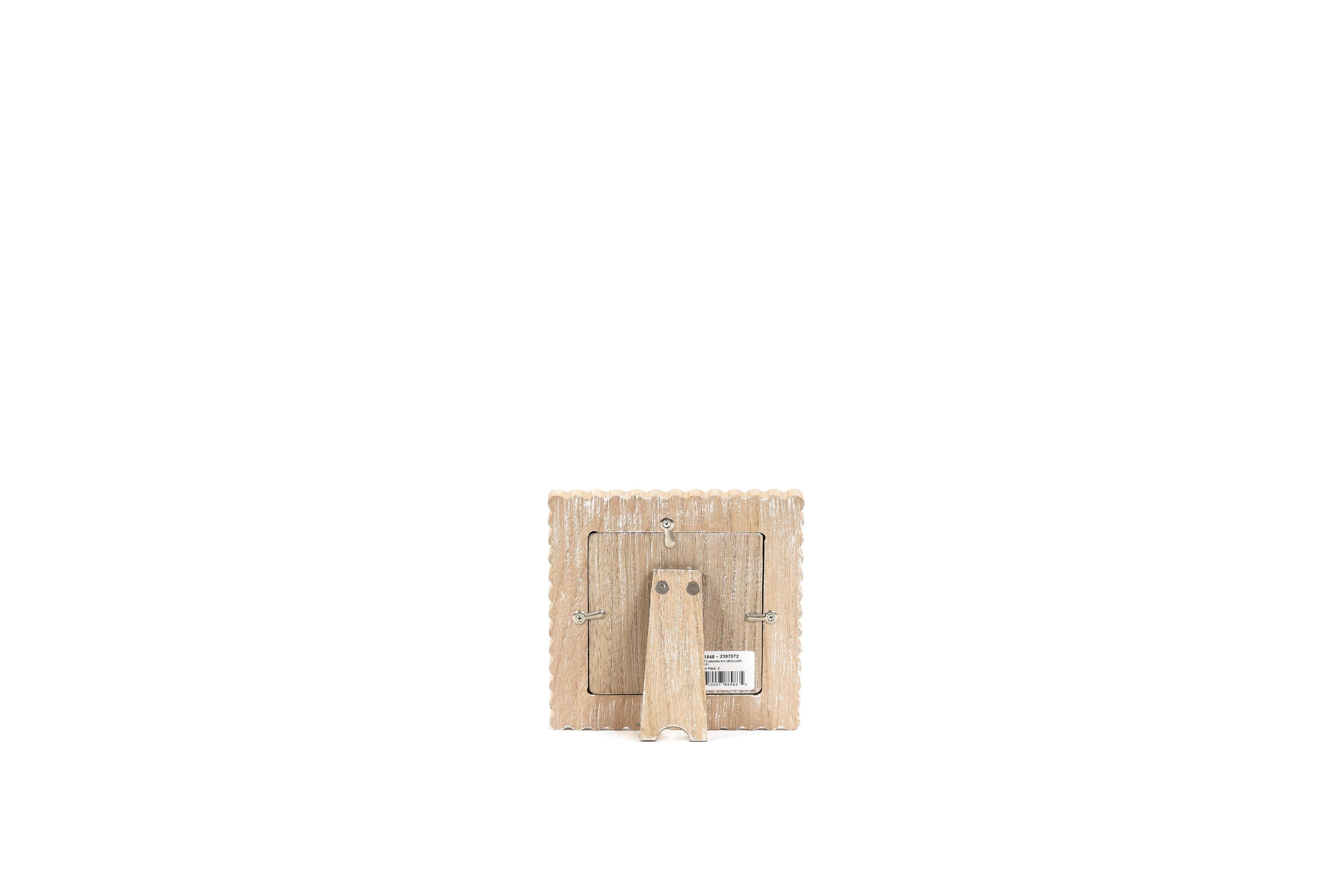 4x4 Scalloped Brown Wood Frame